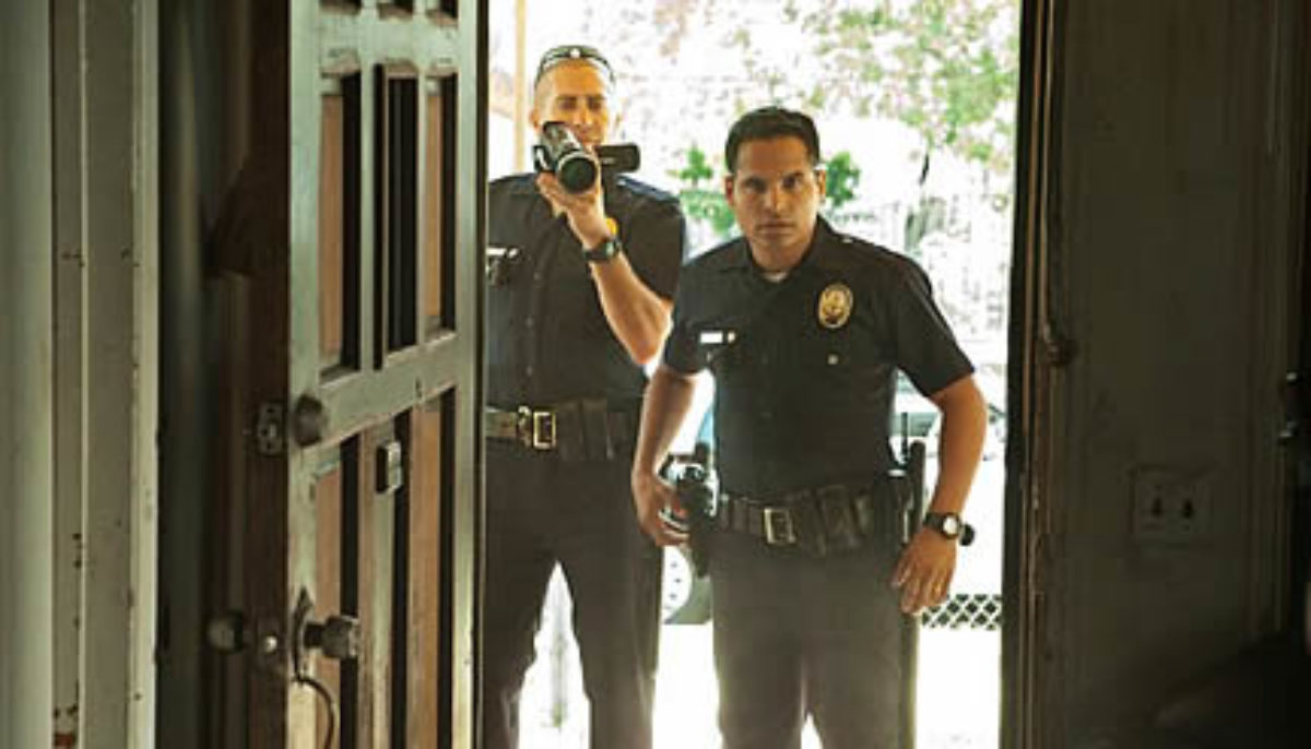 Jake Gyllenhaal End Of Watch Body