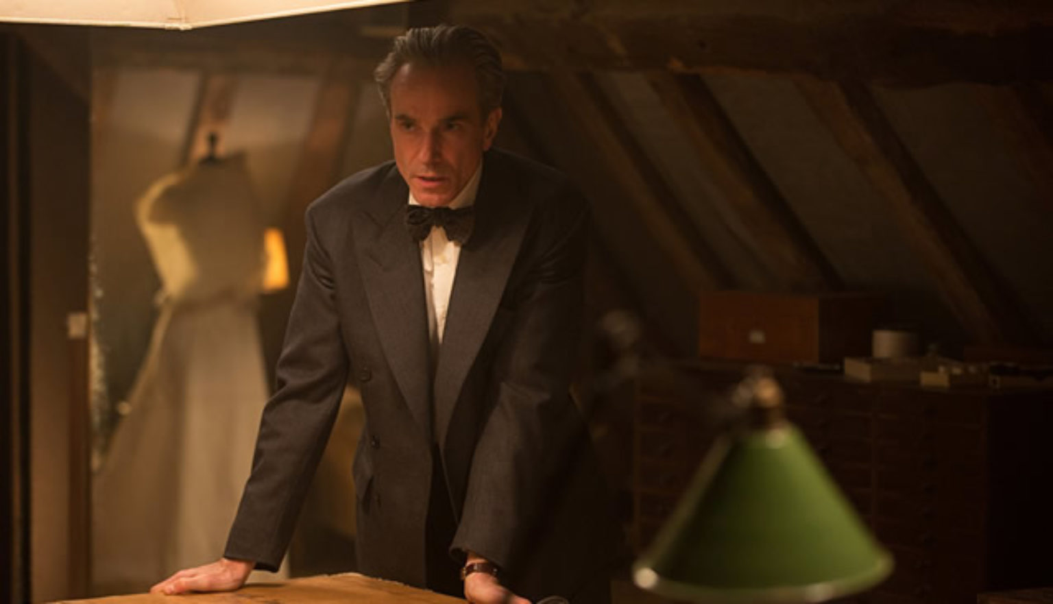 Phantom Thread Phantom Thread - Plugged In