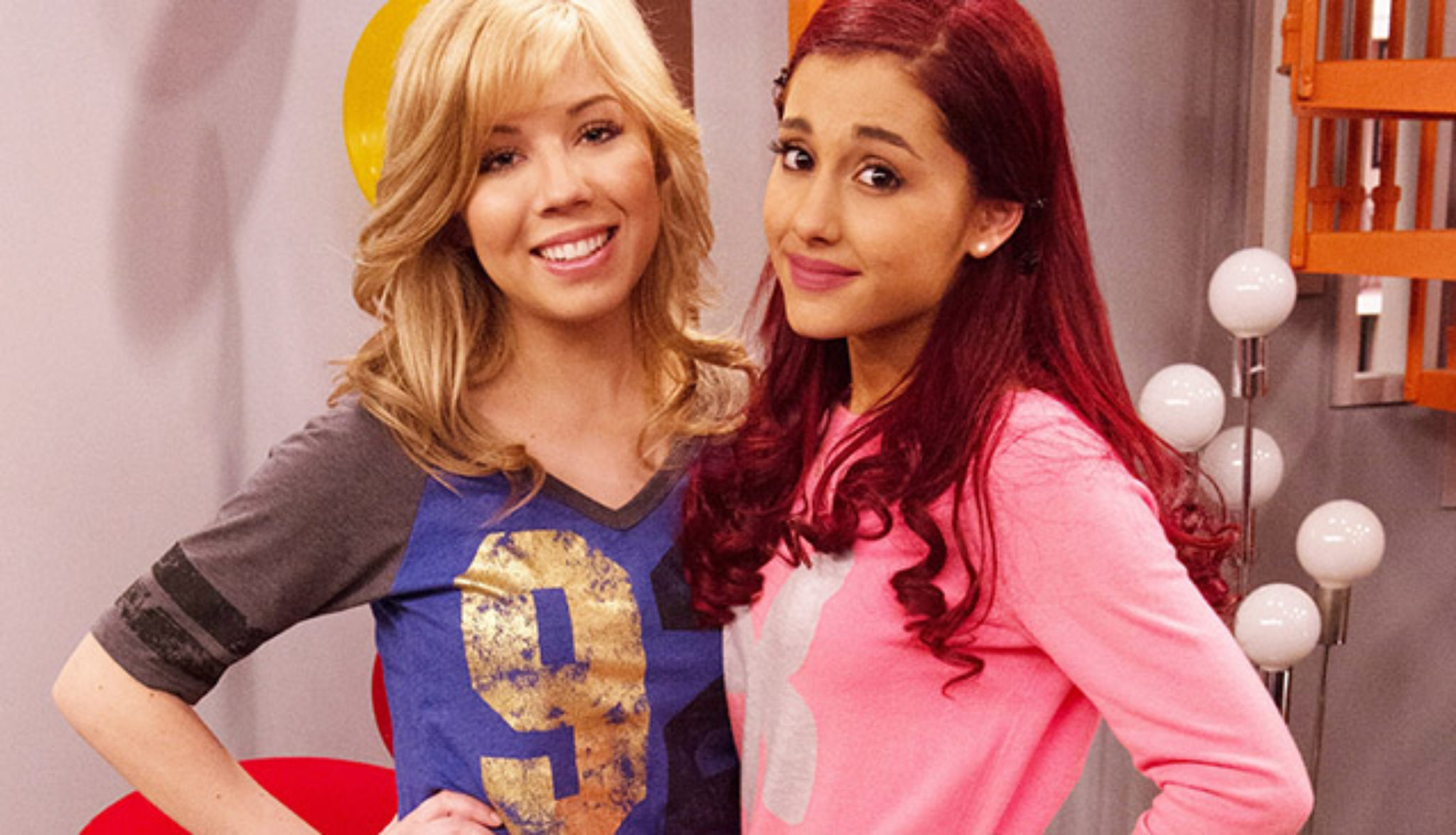 Sam And Cat Plugged In 