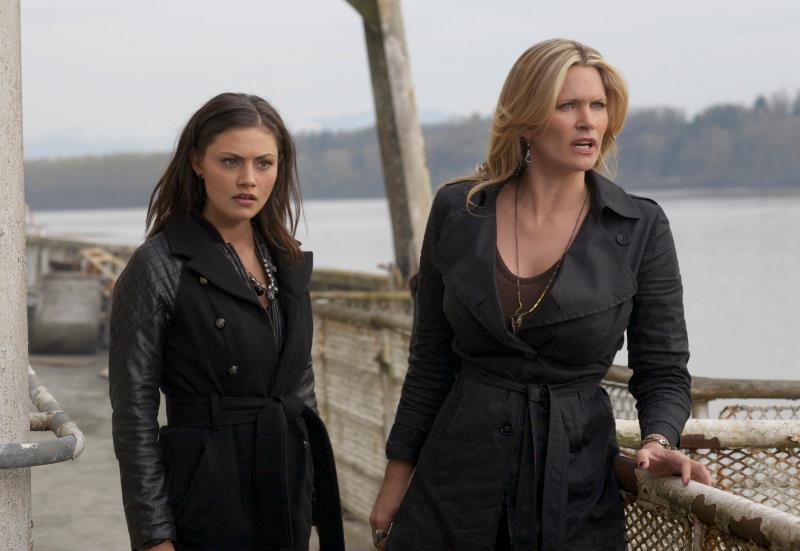 Watch the secret circle season 1 episode sales 1 online free
