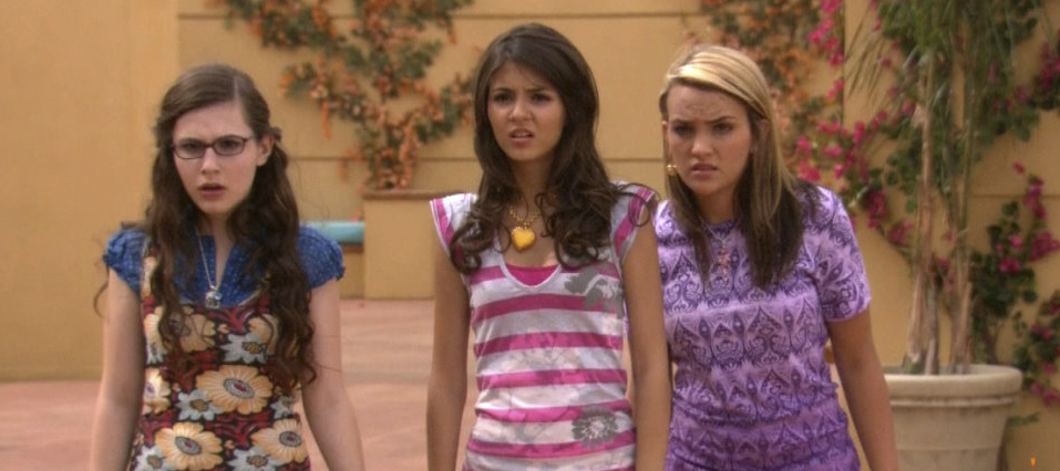 Zoey 101 - Plugged In