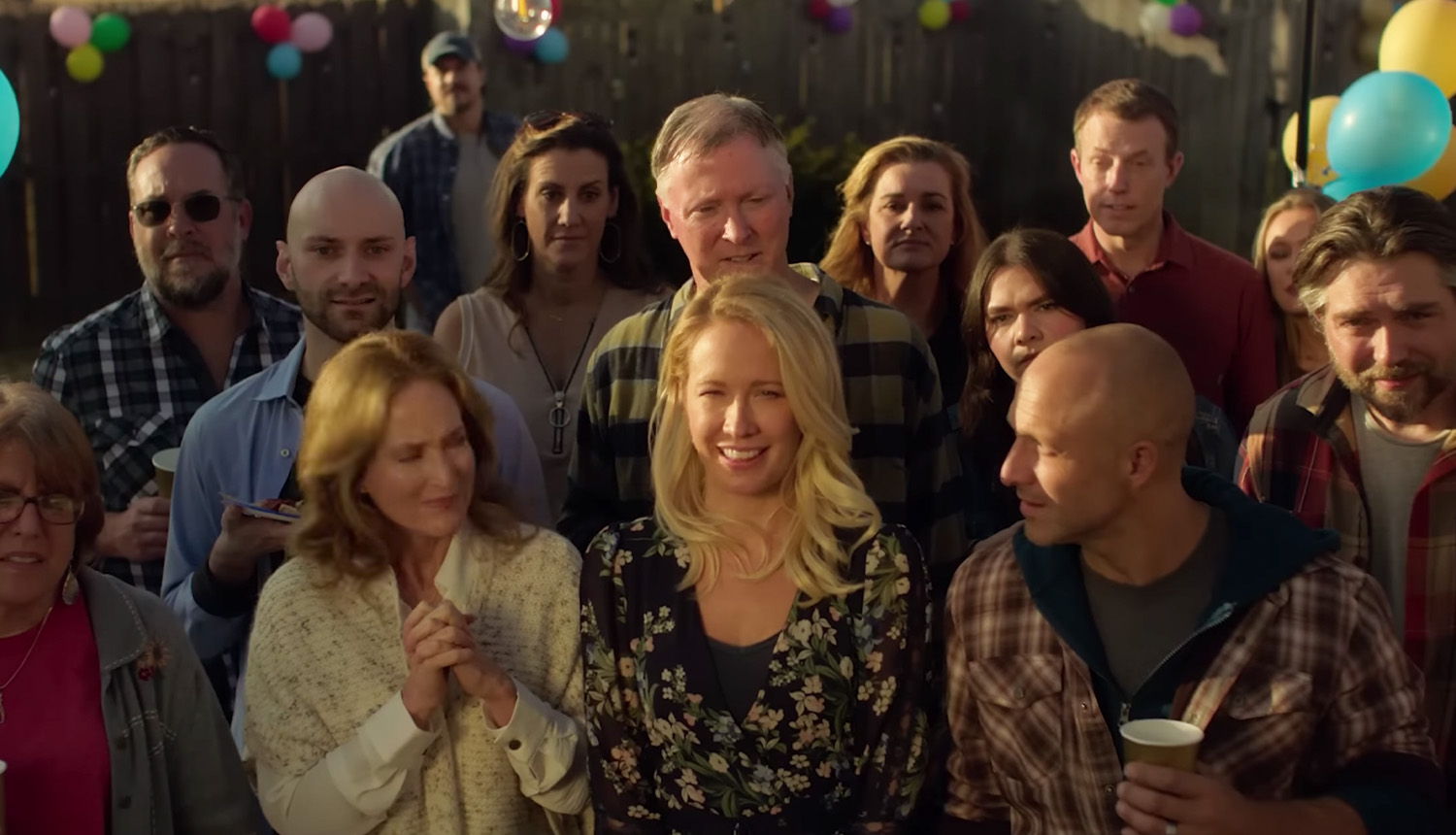 5000 Blankets Plugged In