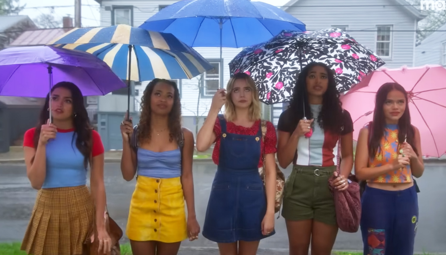 Pretty Little Liars: Summer School - Plugged In
